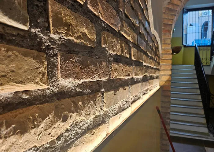 San Lorenzo One בית הארחה 3*